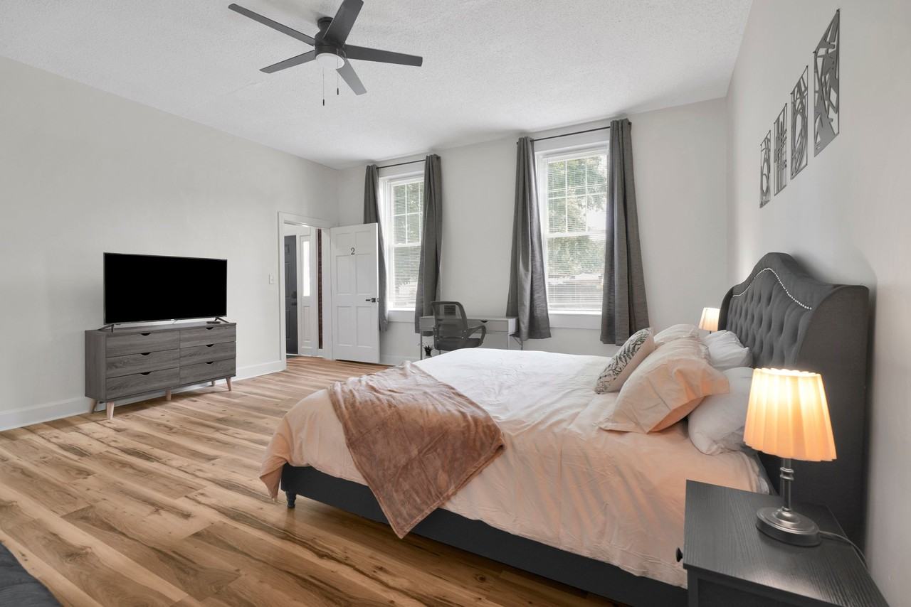 521 E Water St #2 - Photo 2 of 14