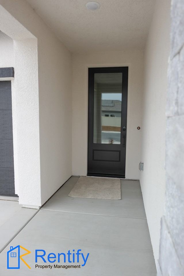 7613 Rizzuto St #NA - Photo 3 of 35