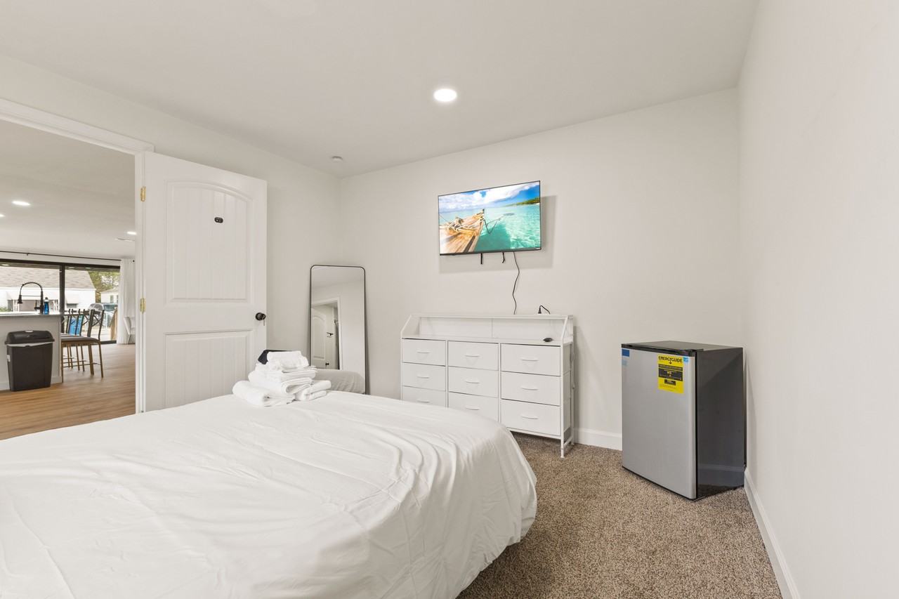 1429 Udell St #1 - Photo 6 of 20