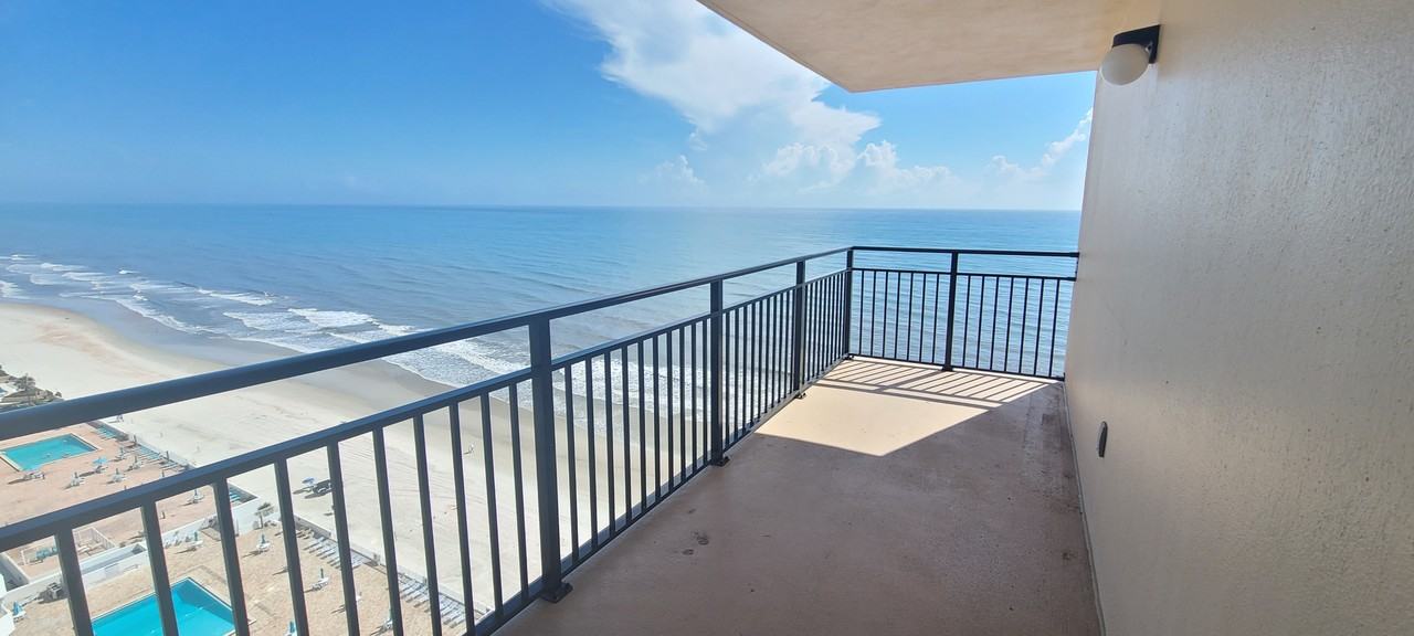 3051 S Atlantic Ave #19 - Photo 3 of 31