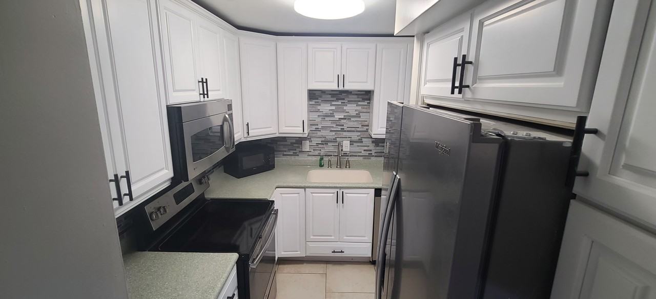 3051 S Atlantic Ave #19 - Photo 5 of 31