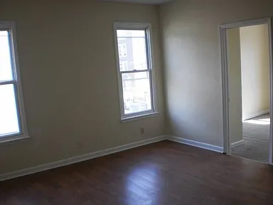 457 Hawthorne Ave - Photo 5 of 5