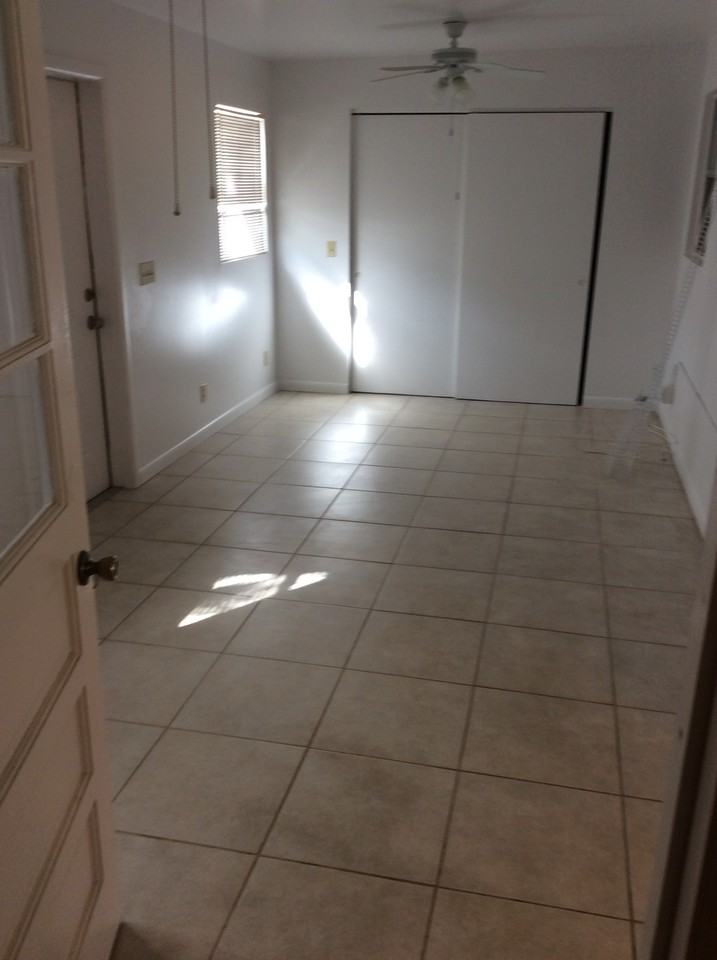 908 Anglers Way #908 - Photo 4 of 9