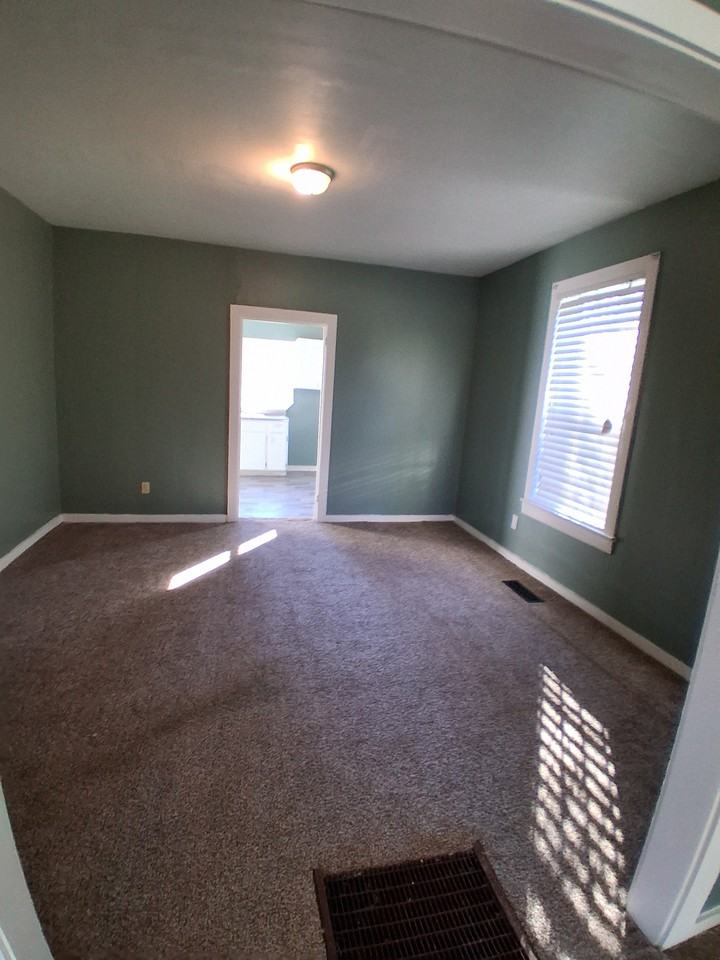 209 61st St #NA - Photo 7 of 19