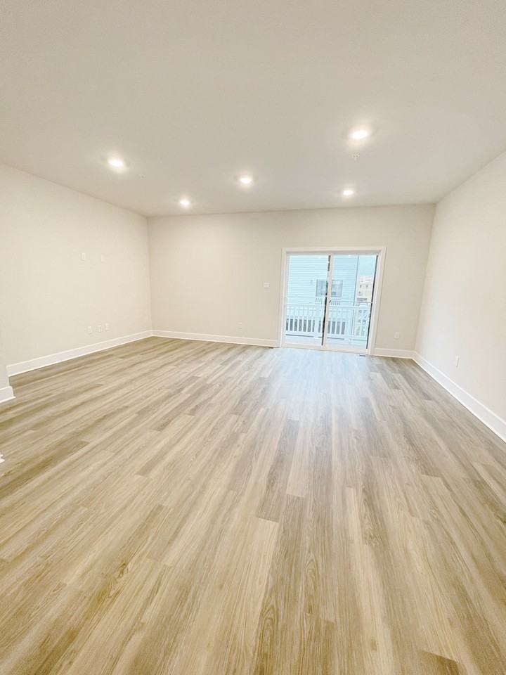 5236 Dry Creek Ln - Photo 6 of 16