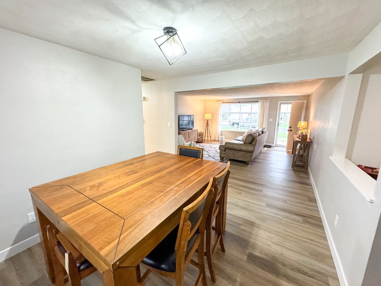 615 W Timothy Dr #615 - Photo 5 of 15