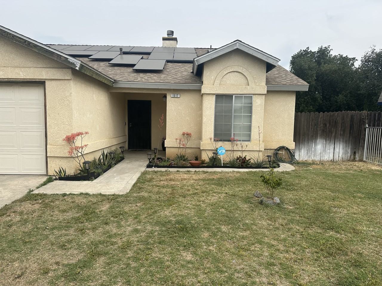 1517 E Atchison St #NA - Photo 2 of 13