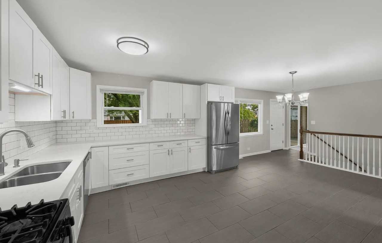 1839 N Fernandez Ave #NA - Photo 5 of 12