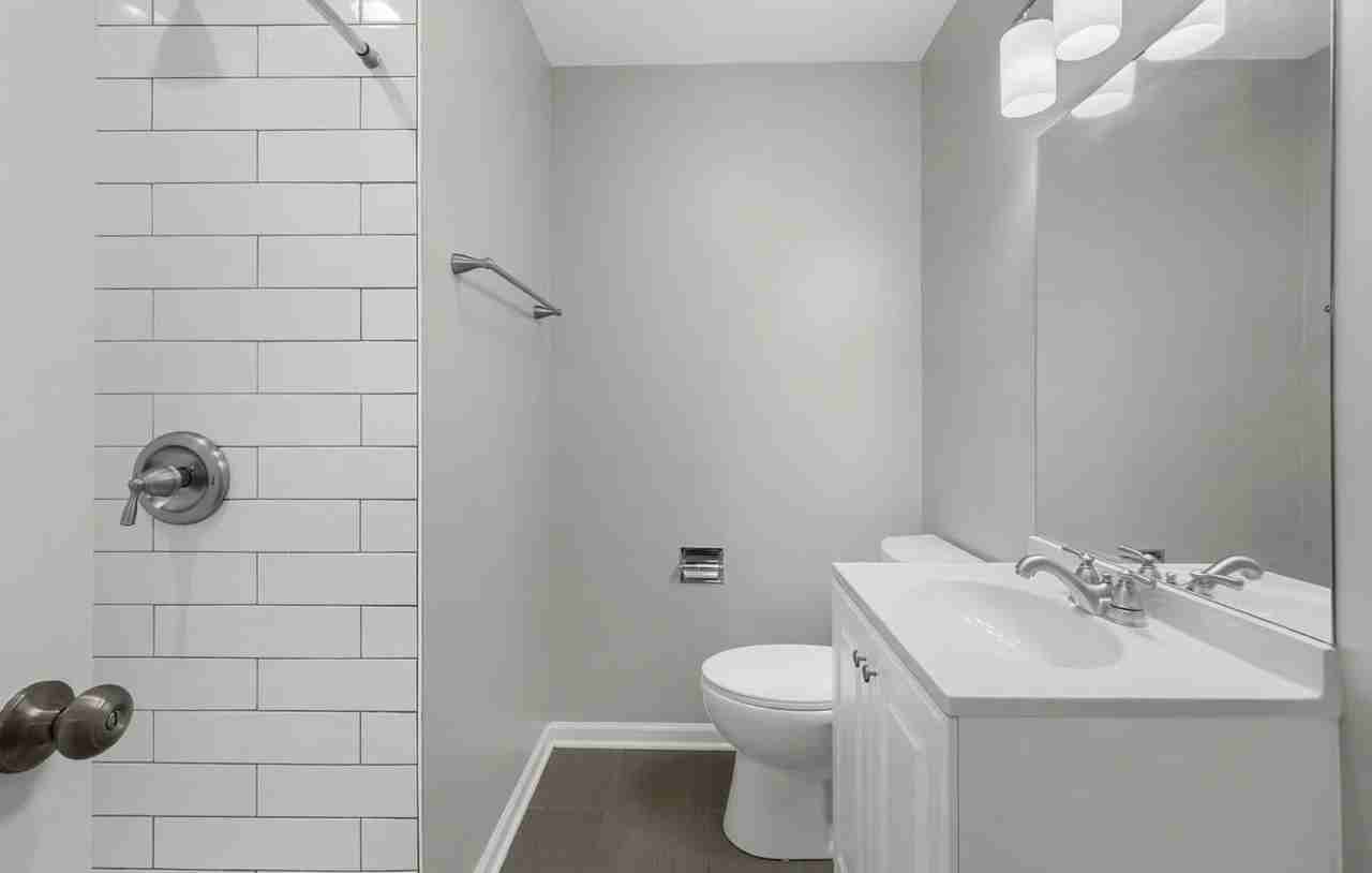 1839 N Fernandez Ave #NA - Photo 7 of 12