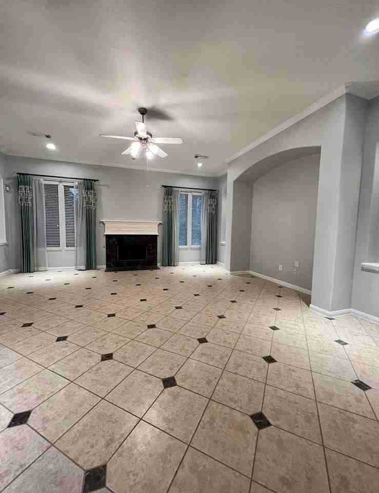 2502 N Yorkchase Ln #NA - Photo 4 of 12