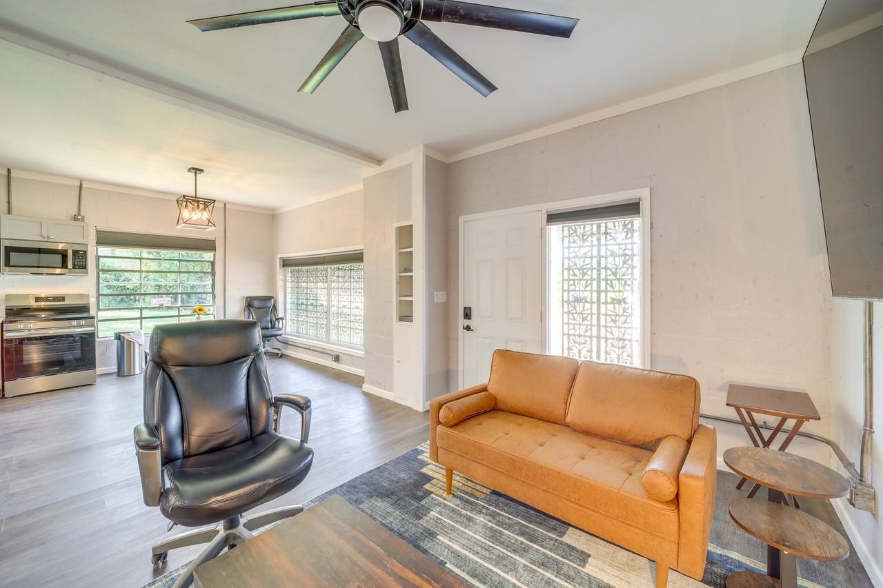 4621 S 33rd W Ave / Downstairs Apt #1 - Photo 2 of 22