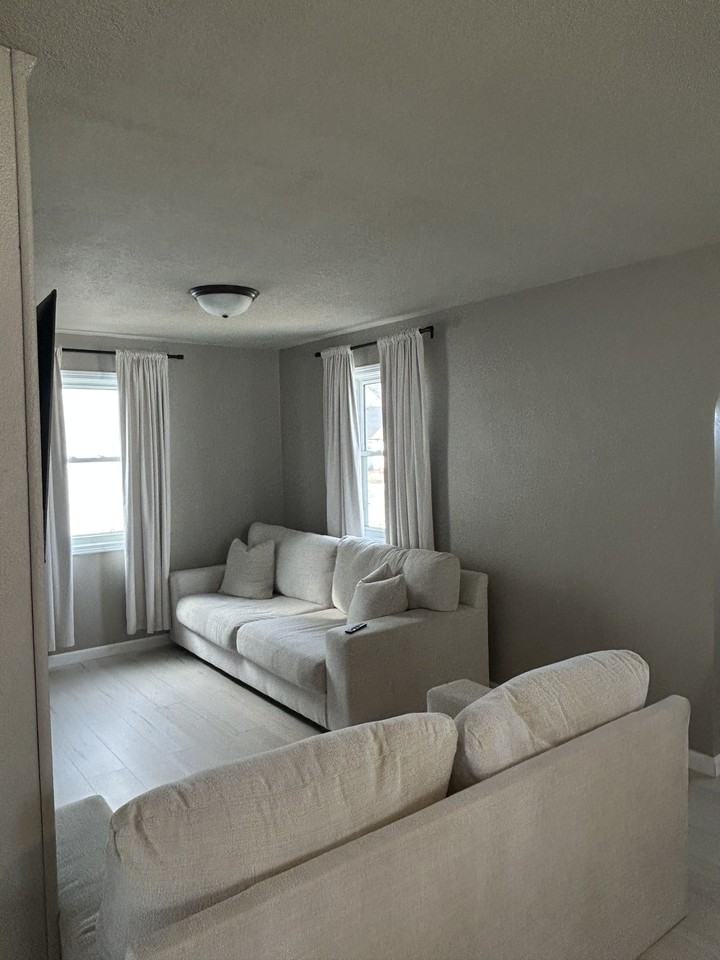 213 11th Ave Sw #NA - Photo 5 of 18