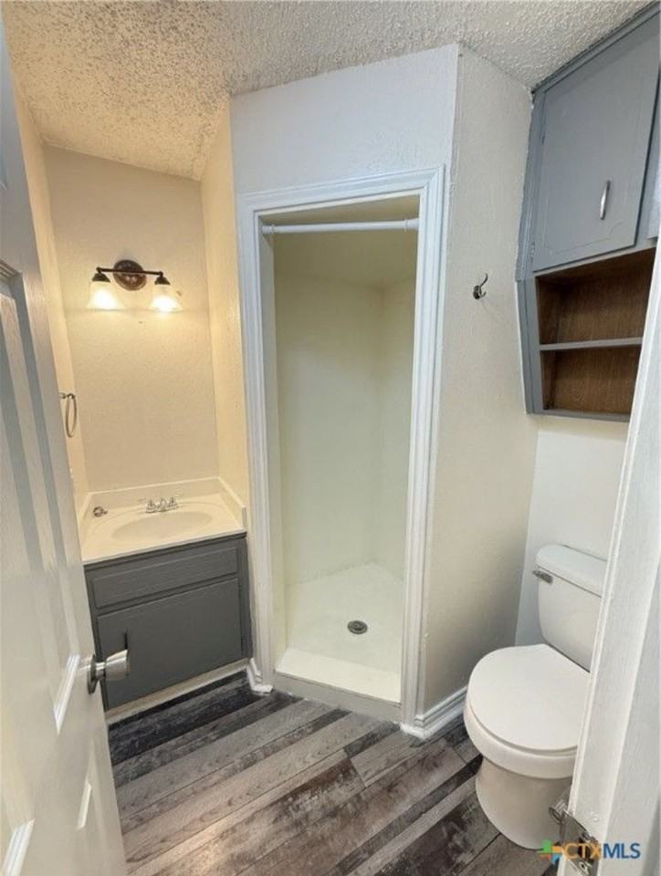 1608 Big Bend Dr #NA - Photo 3 of 15