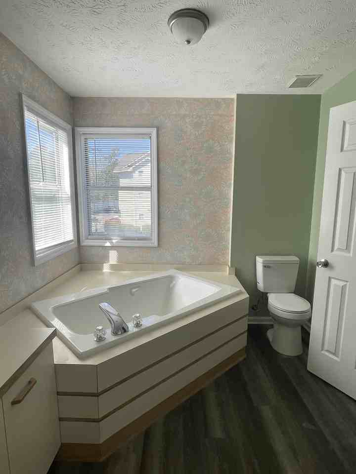 942 Stewarts Creek Dr #9 - Photo 4 of 17