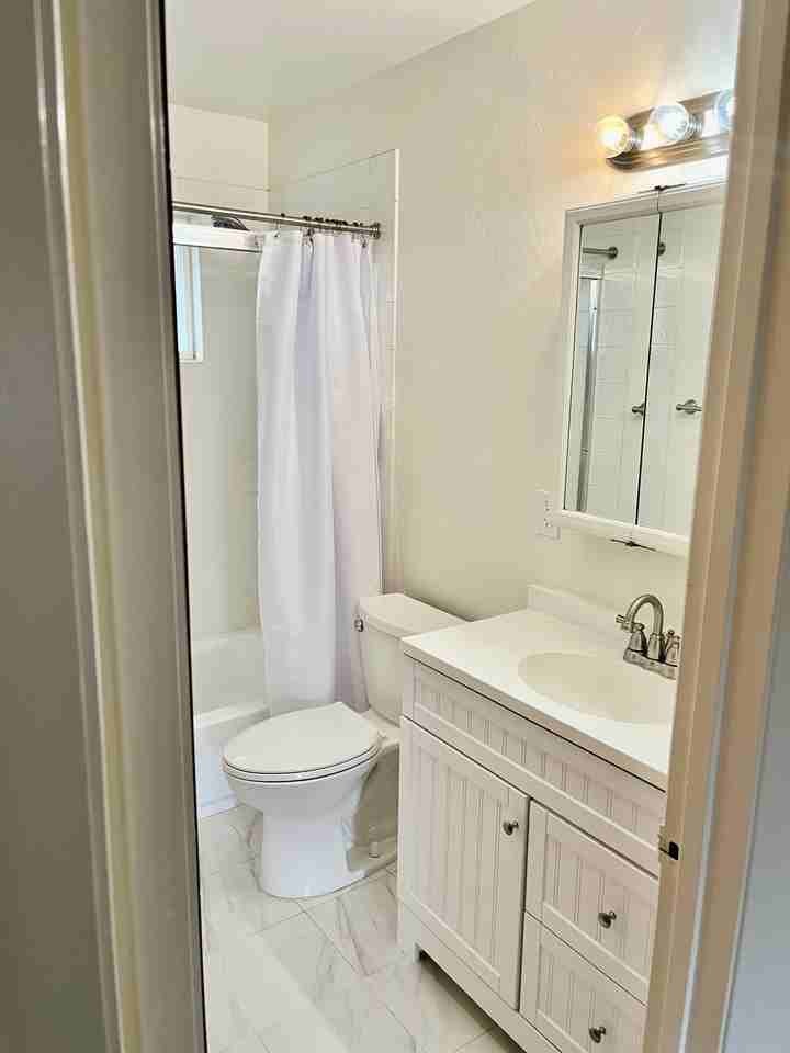 213 Superior Dr #D - Photo 7 of 13