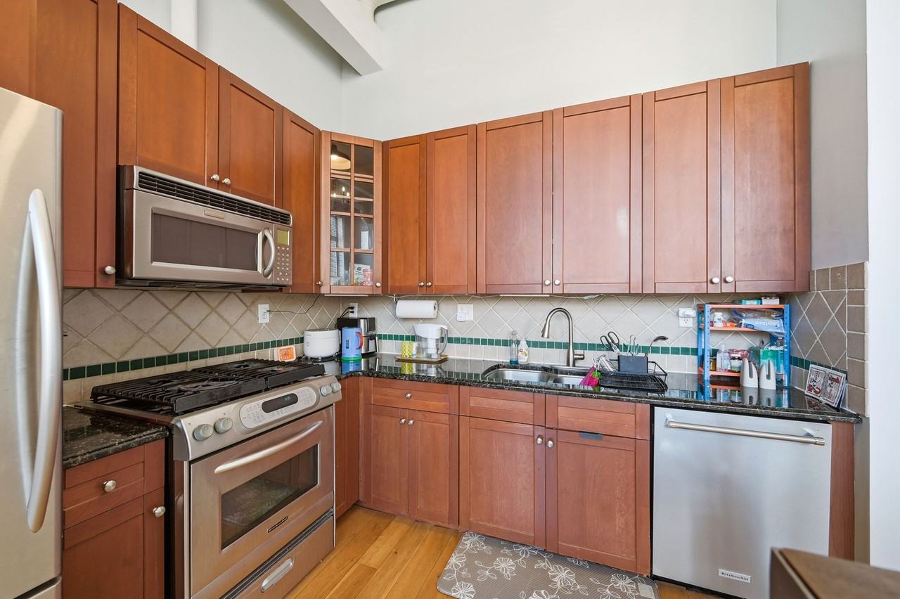 300 Communipaw Avenue #113 - Photo 4 of 20