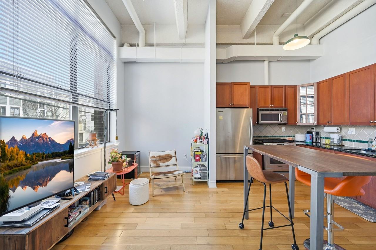 300 Communipaw Avenue #113 - Photo 7 of 20