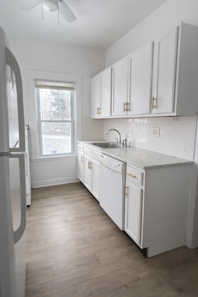 3914 W 21st St - Photo 4 of 25