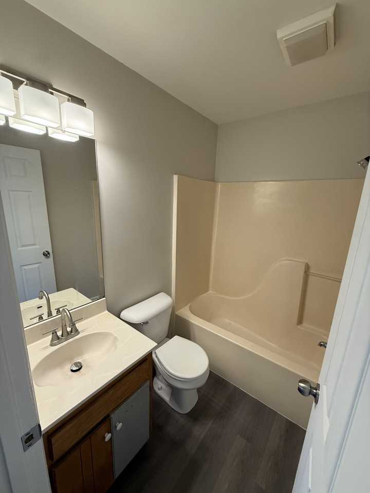 1175 Skyview Dr Nw #16 - Photo 5 of 8