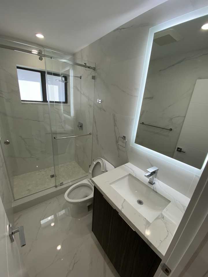 951 Sw 68th Ct #1 - Photo 5 of 15