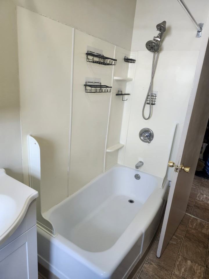 461 State St #1 - Photo 4 of 17
