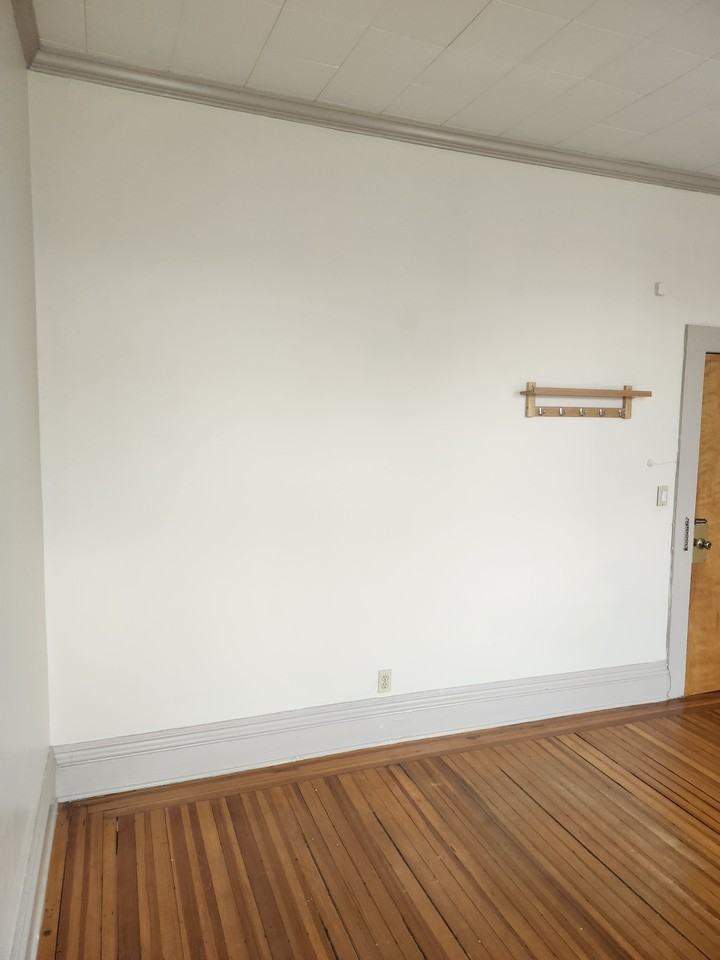 461 State St #1 - Photo 5 of 17