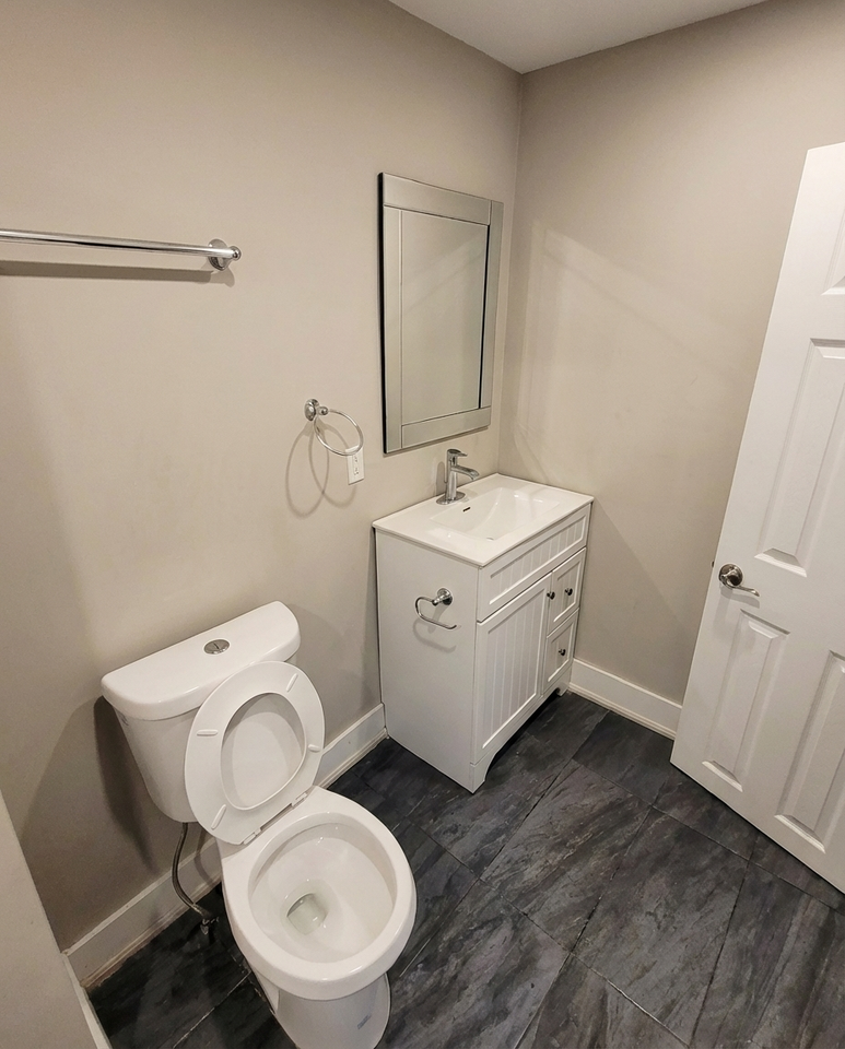 127 West Street - Photo 5 of 7