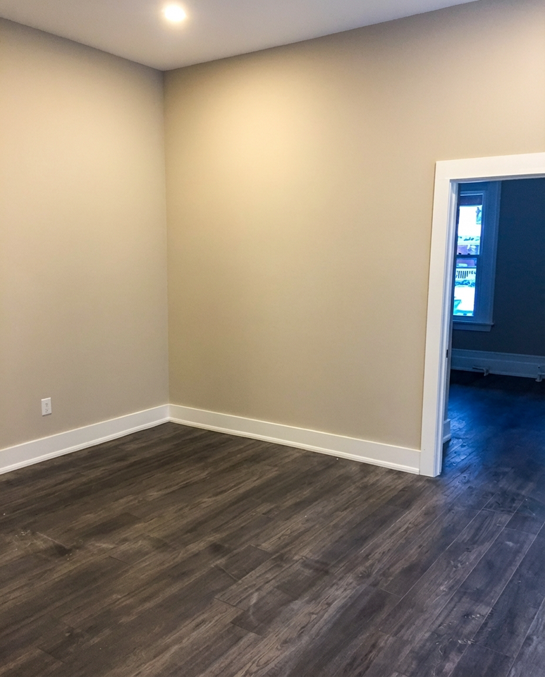 127 West Street - Photo 3 of 7