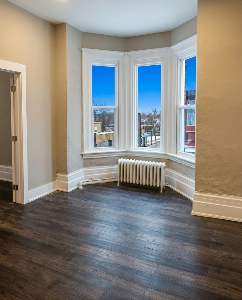 127 West Street - Photo 2 of 7