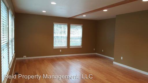 37070 Aspen Way NE - Photo 3 of 24