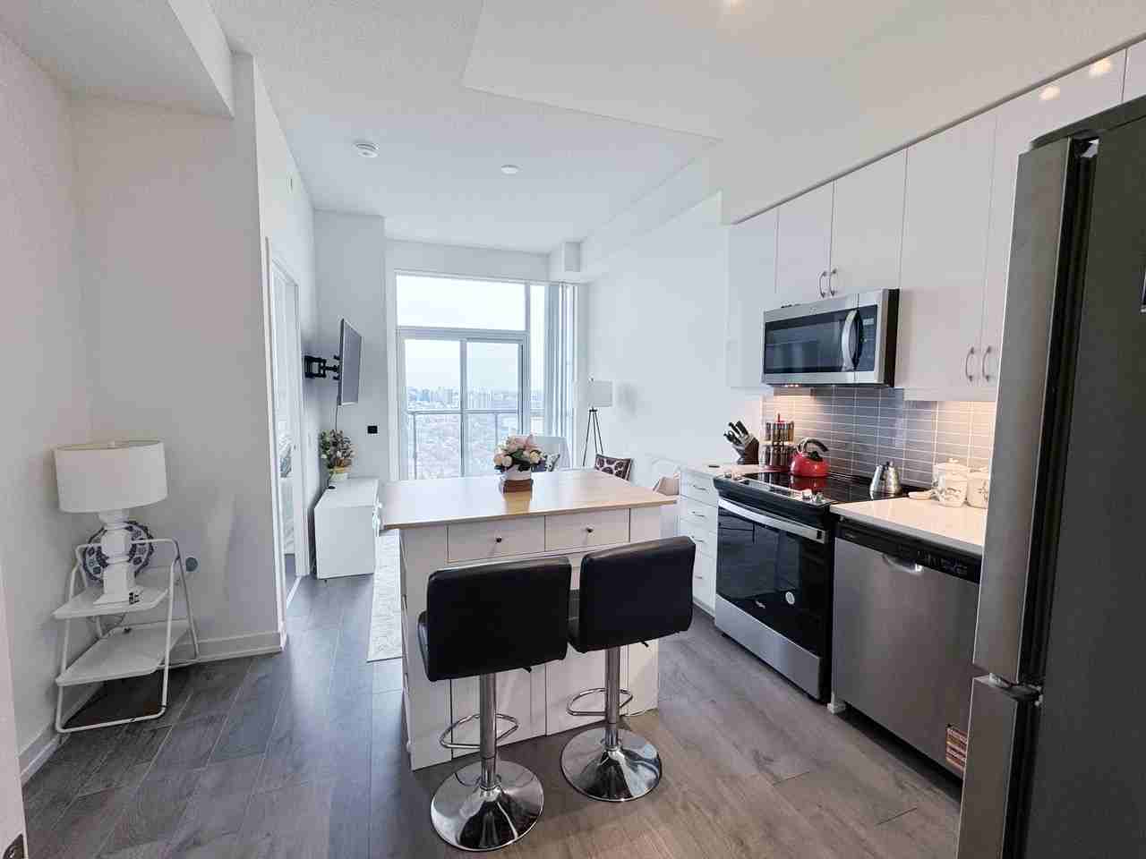 4955 Yonge Street - Photo 3 of 22
