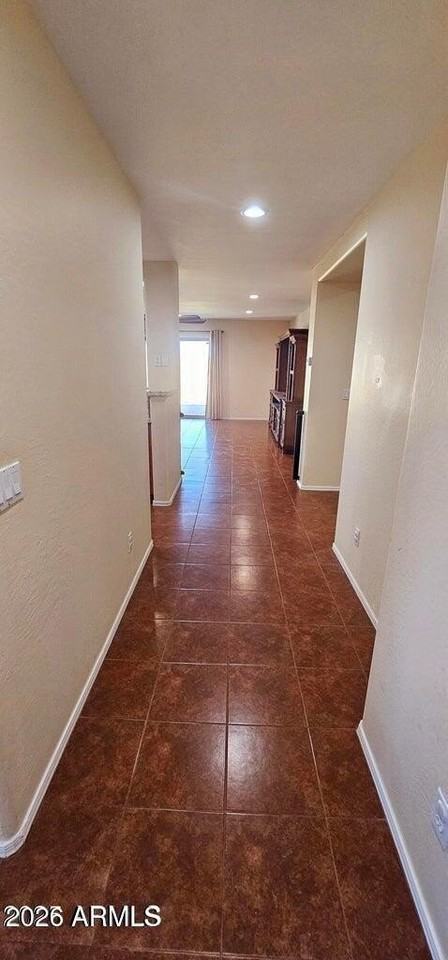 224 S Cactus St - Photo 4 of 28