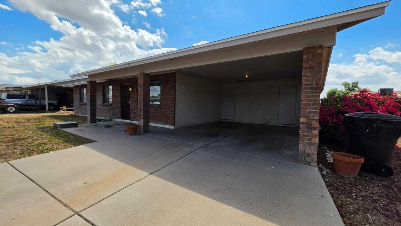 4657 E Covina St - Photo 2 of 17