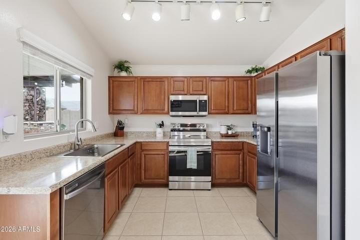 2013 W Prospector Way - Photo 4 of 26