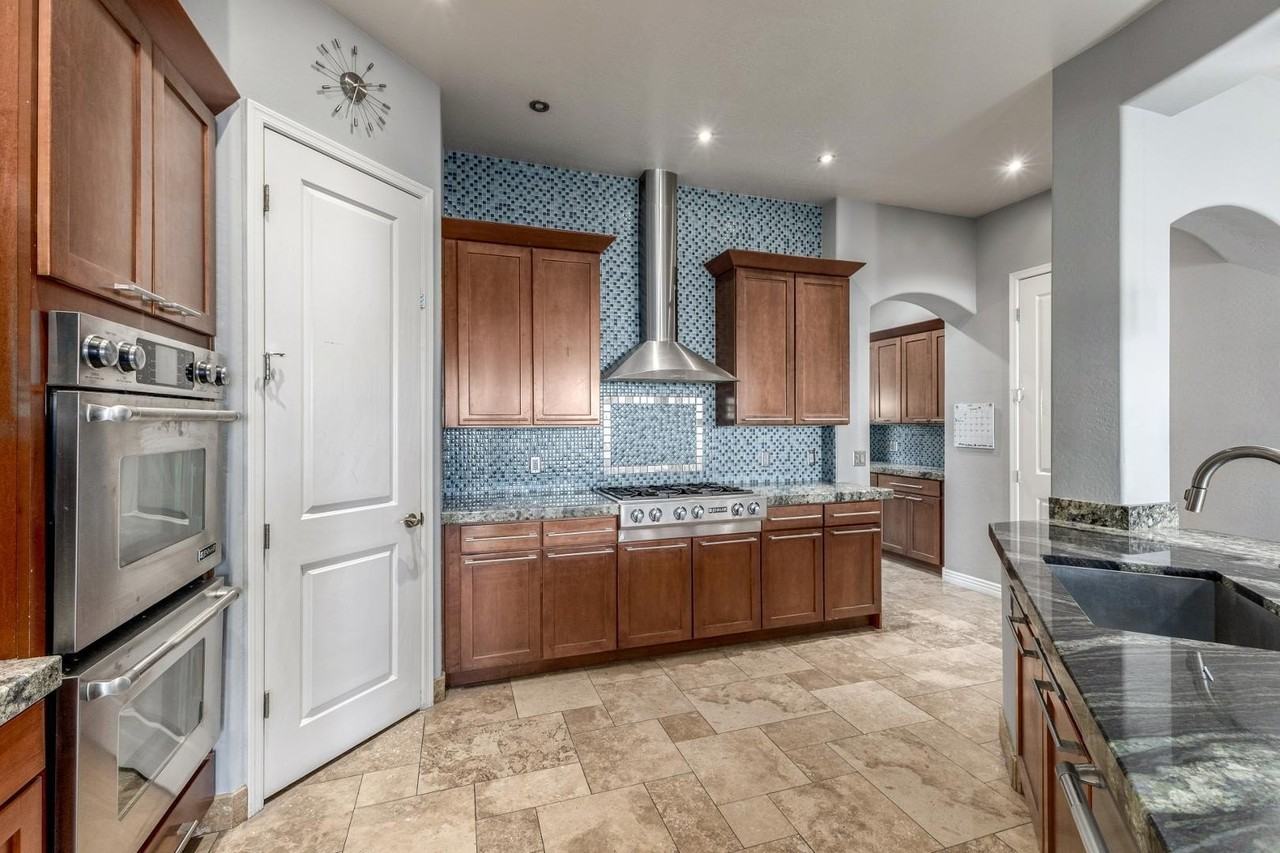 27414 N 22nd Ln - Photo 6 of 29