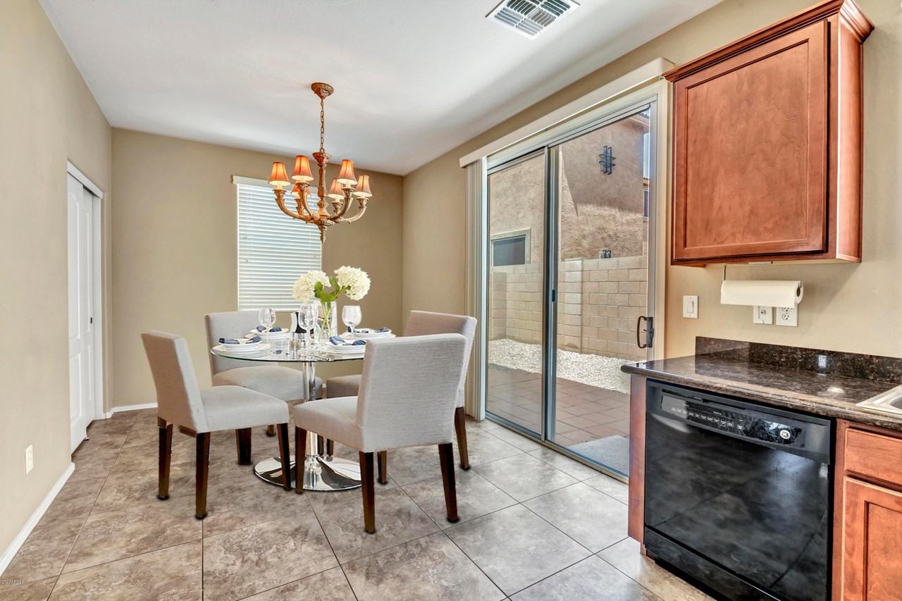 4058 E Carla Vista Dr - Photo 6 of 18