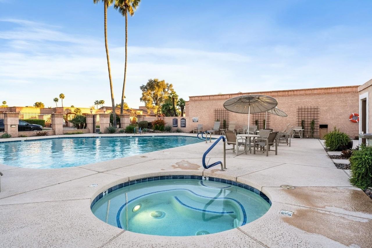 8178 E Via De Luna Dr - Photo 5 of 23