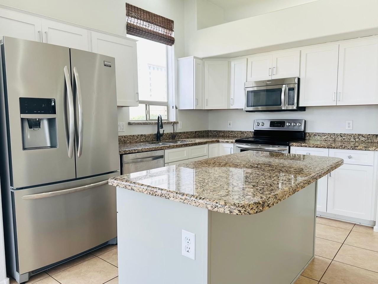 21546 N 72nd Way - Photo 2 of 34