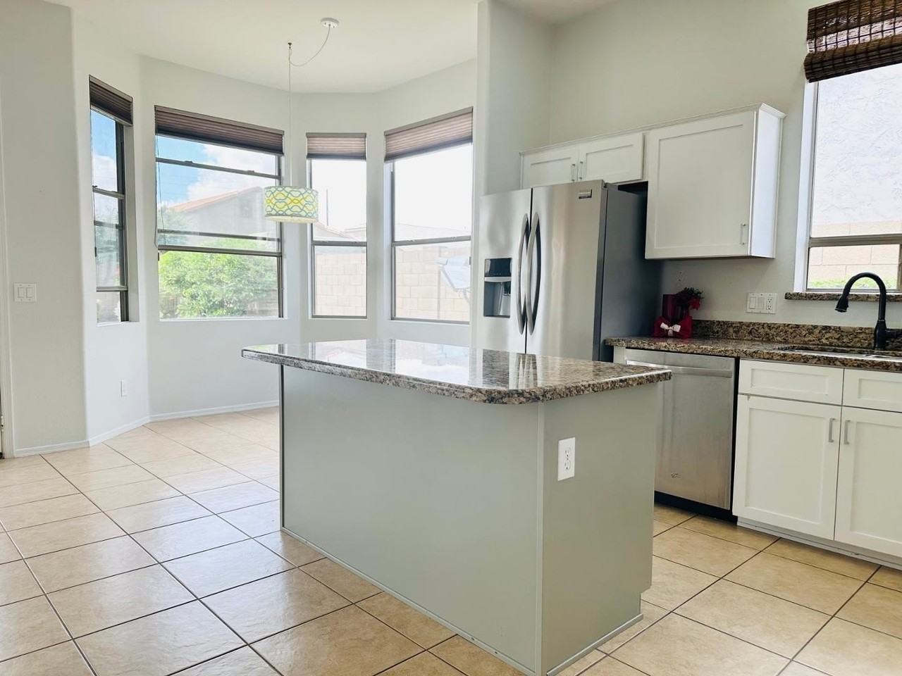 21546 N 72nd Way - Photo 4 of 34