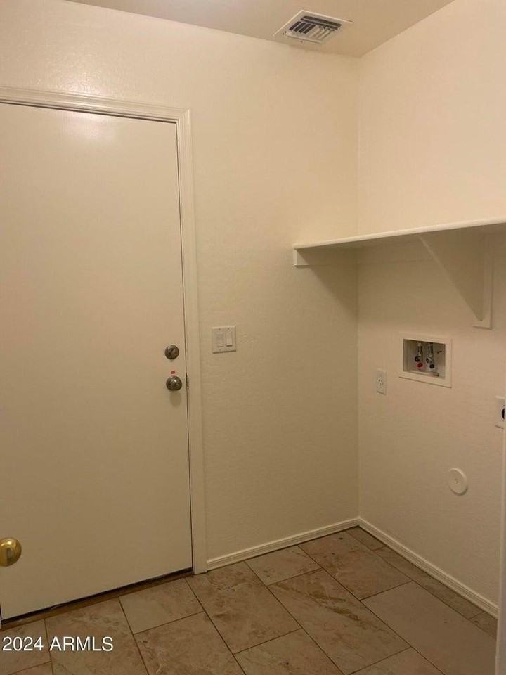 1333 S 220th Dr - Photo 7 of 22