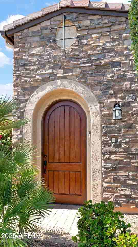 12981 W Yellow Bird Ln - Photo 4 of 47