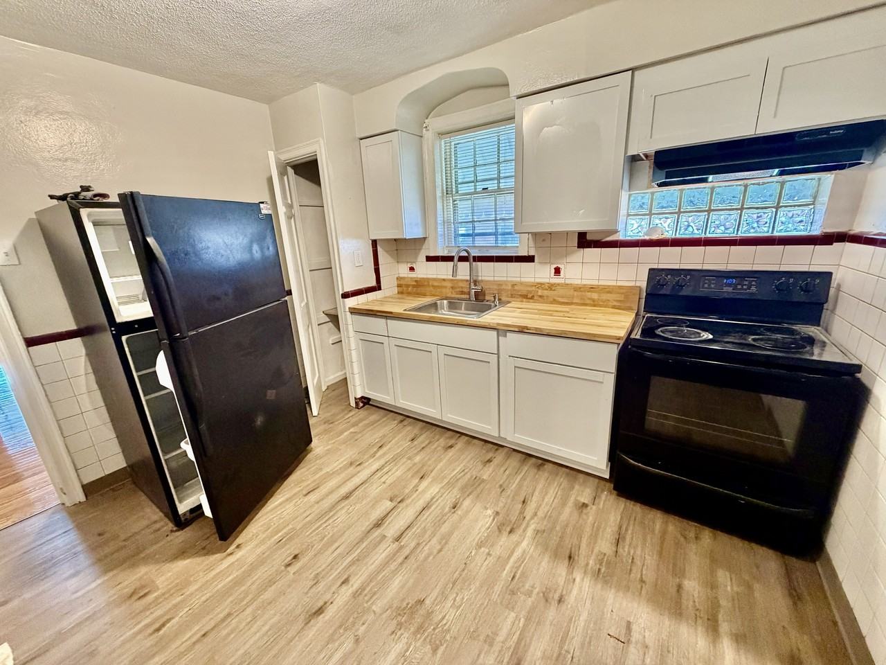 8947 Mayfield Ct #1 - Photo 4 of 11