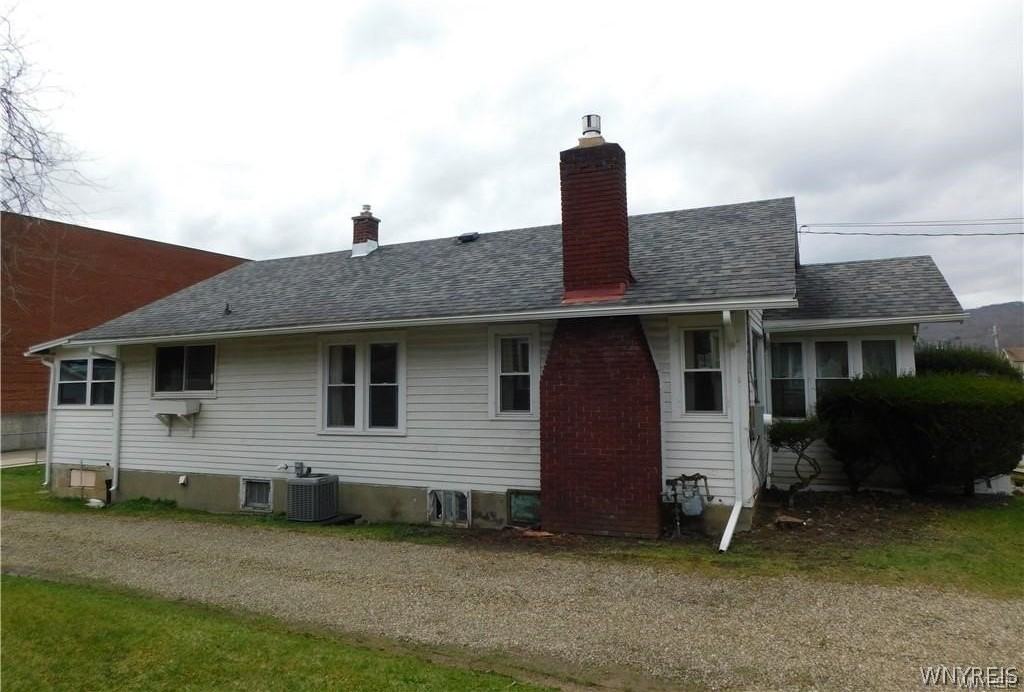 172 Wellsville St - Photo 5 of 31