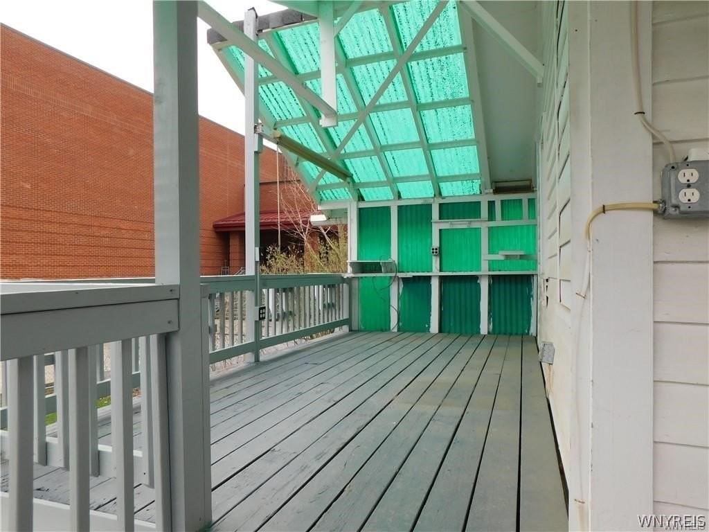 172 Wellsville St - Photo 6 of 31