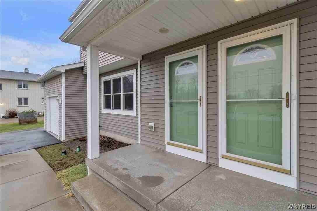 940 Reserve Rd - Photo 4 of 35