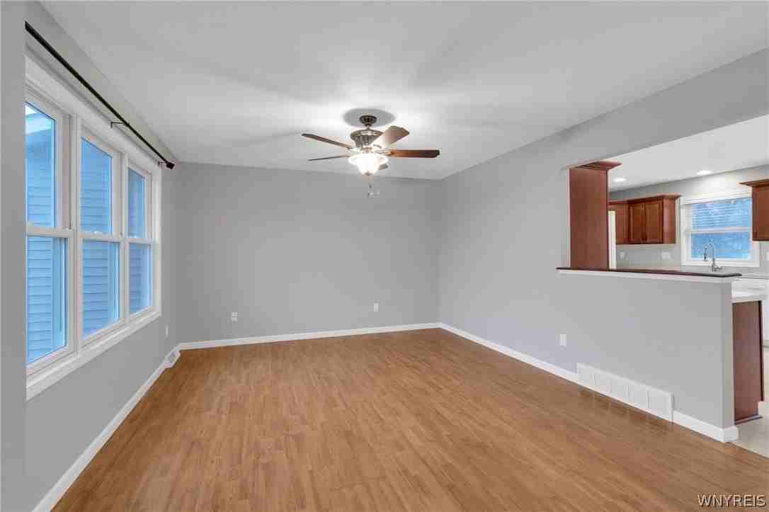 940 Reserve Rd - Photo 7 of 35