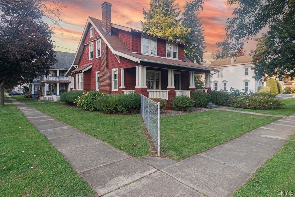 6 Sanger Ave - Photo 7 of 38