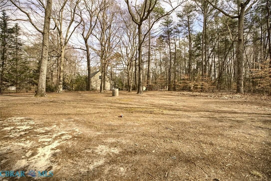 3580 Woodstock Rd - Photo 4 of 20