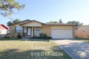 9906 E 7th St - Photo 1 of 1