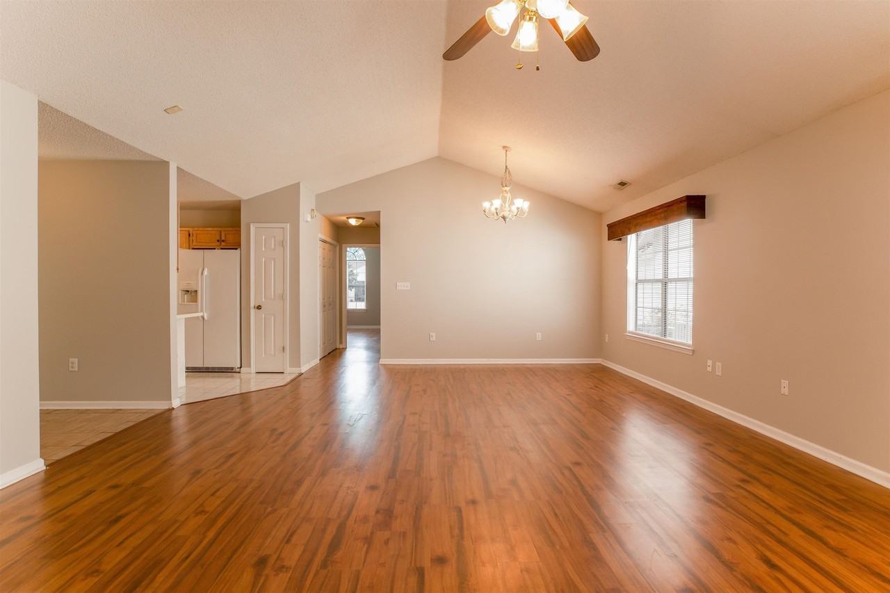 112 Dusty Trail Ln - Photo 7 of 30